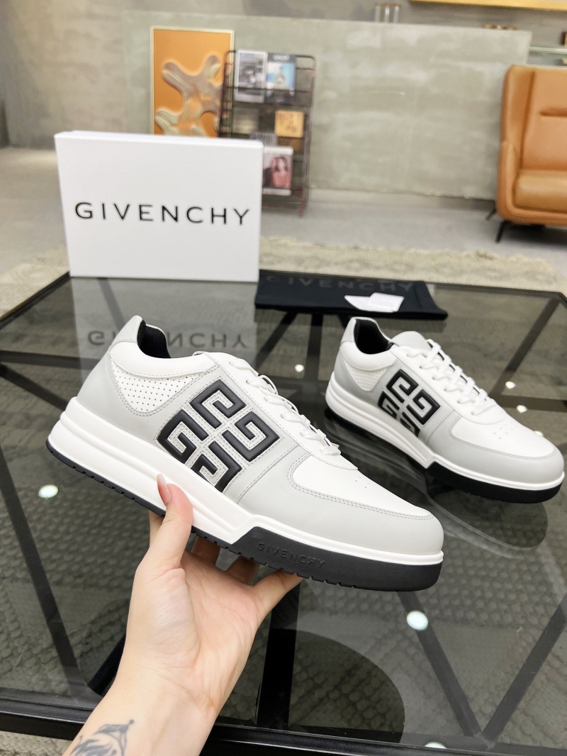 Givenchy Sneakers